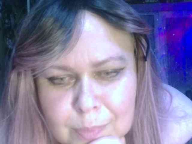 CharleeKendall webcam