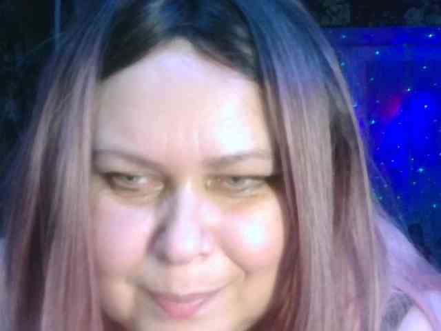 CharleeKendall webcam