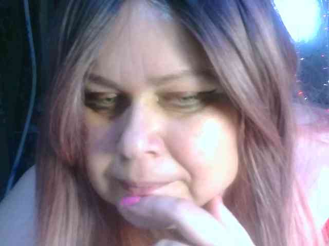 CharleeKendall webcam