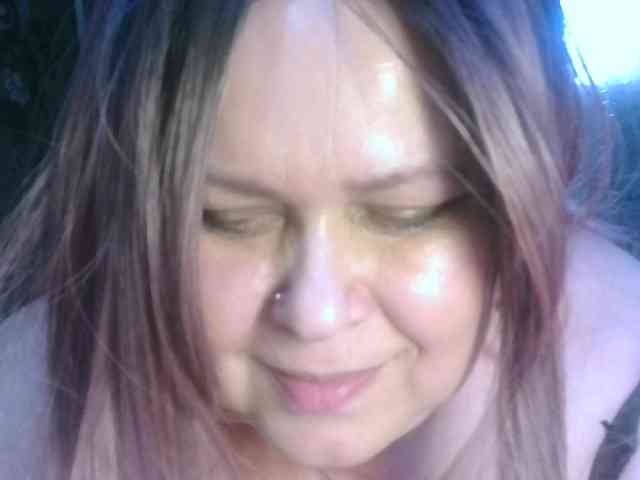 CharleeKendall webcam