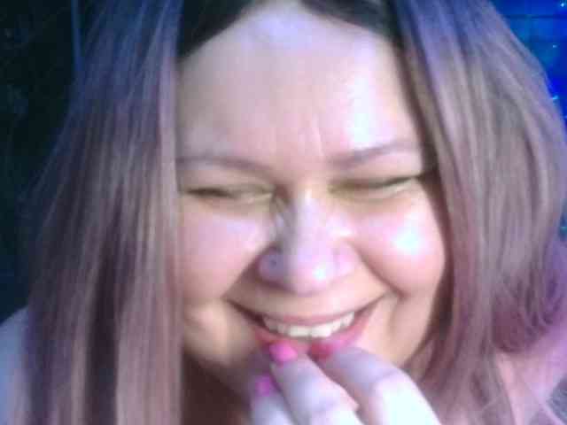 CharleeKendall webcam