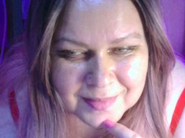 CharleeKendall webcam