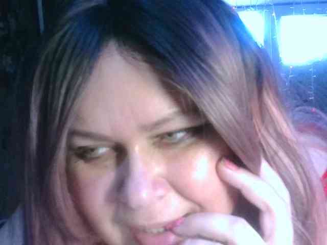 CharleeKendall webcam