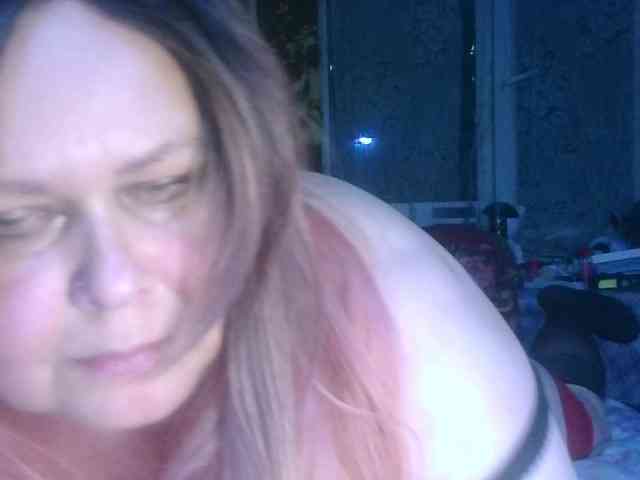 CharleeKendall webcam