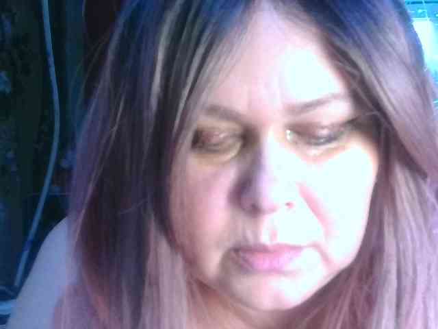 CharleeKendall webcam