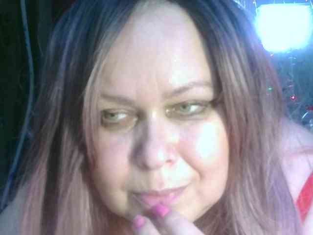 CharleeKendall webcam