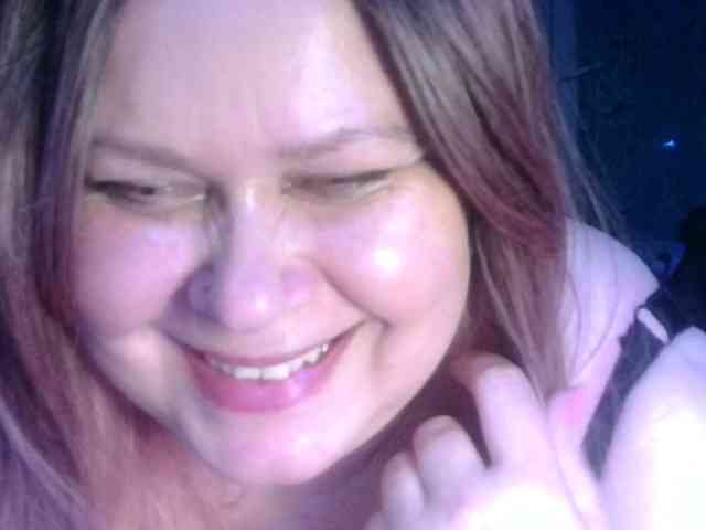 CharleeKendall webcam