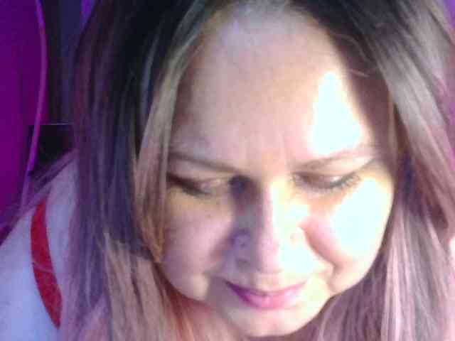 CharleeKendall webcam