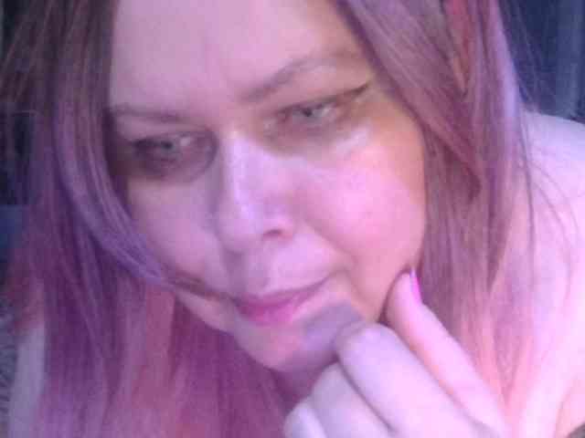 CharleeKendall webcam