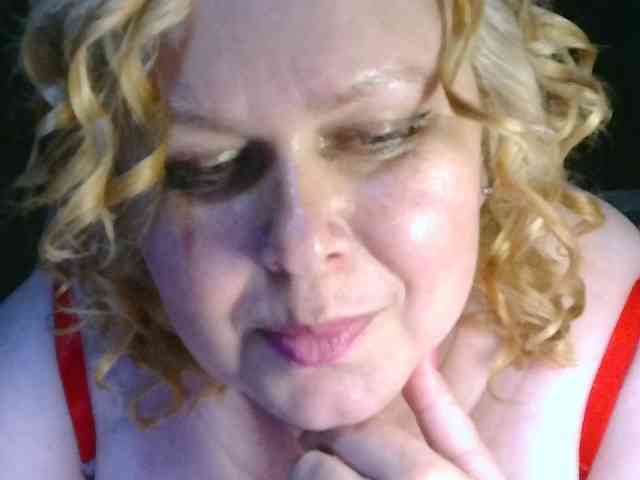 CharleeKendall webcam