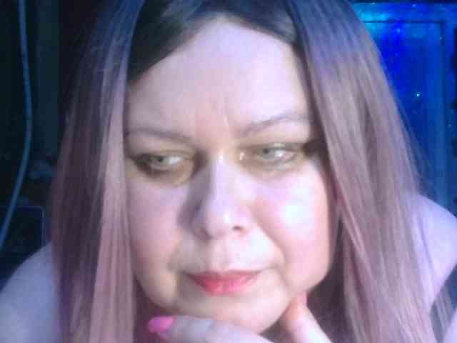 CharleeKendall webcam