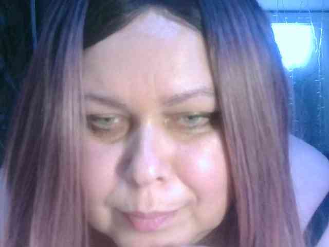 CharleeKendall webcam