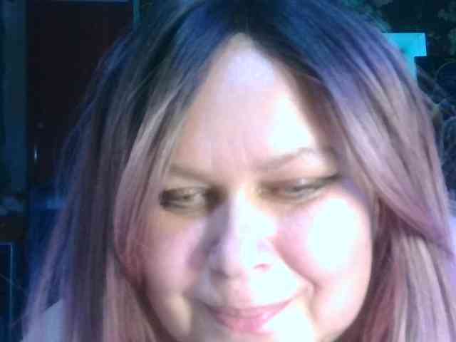 CharleeKendall webcam