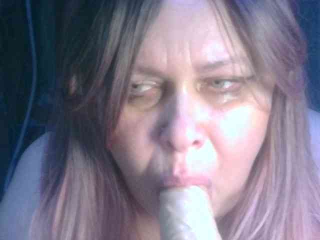 CharleeKendall webcam