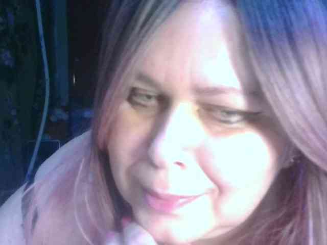 CharleeKendall webcam