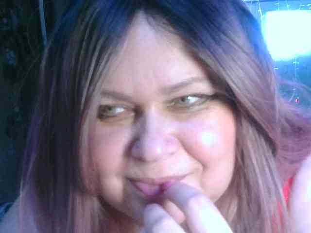 CharleeKendall webcam