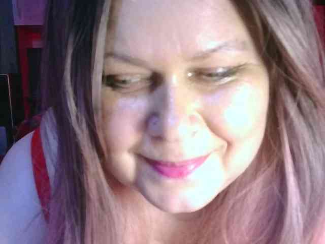 CharleeKendall webcam