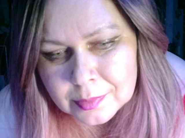 CharleeKendall webcam