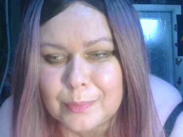 CharleeKendall webcam