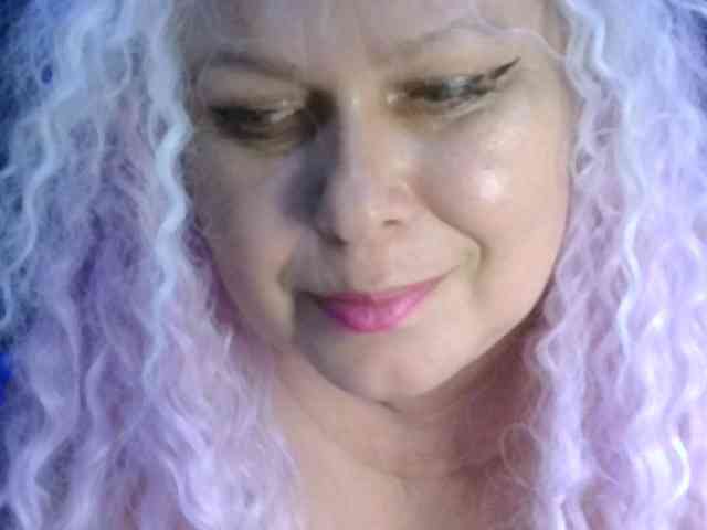 CharleeKendall webcam