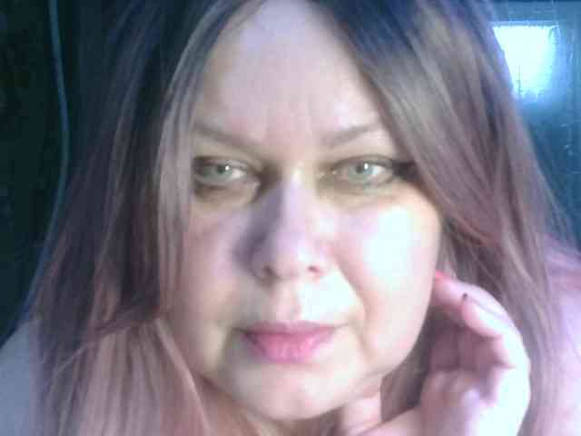 CharleeKendall webcam