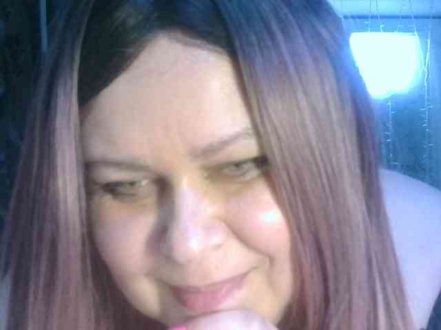 CharleeKendall webcam