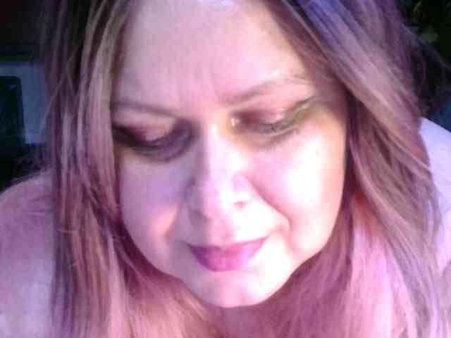 CharleeKendall webcam