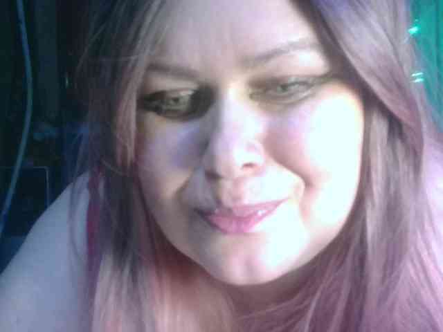 CharleeKendall webcam