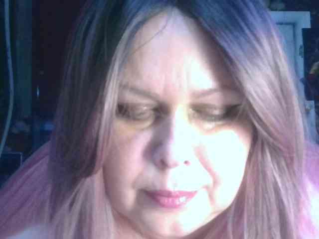 CharleeKendall webcam