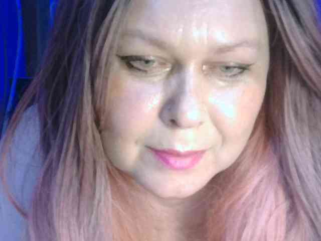 CharleeKendall webcam