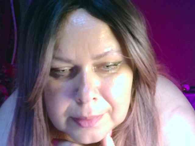 CharleeKendall webcam