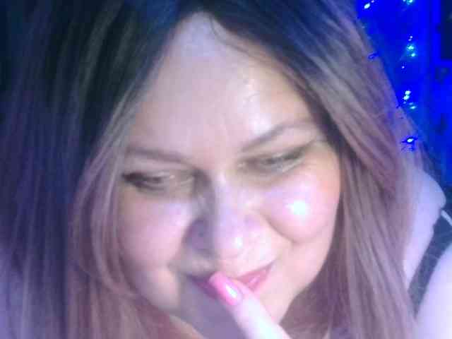 CharleeKendall webcam