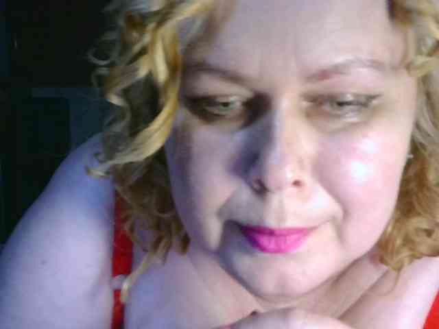 CharleeKendall webcam