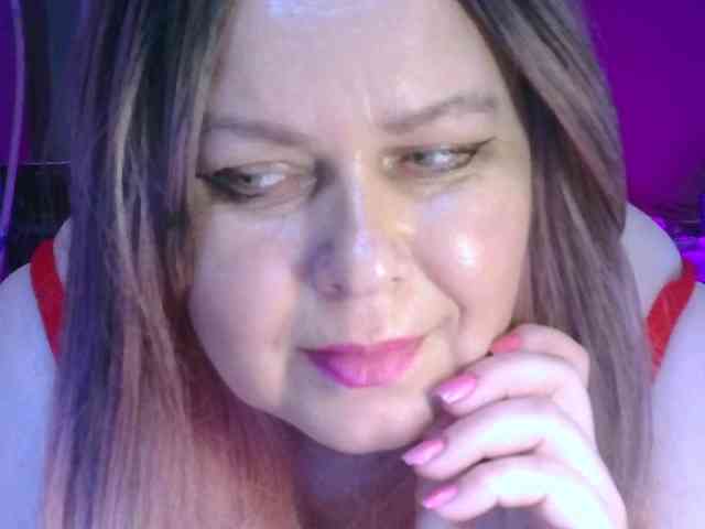 CharleeKendall webcam