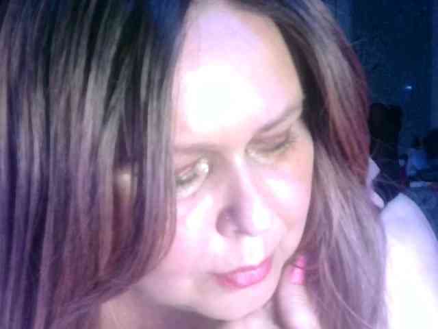 CharleeKendall webcam