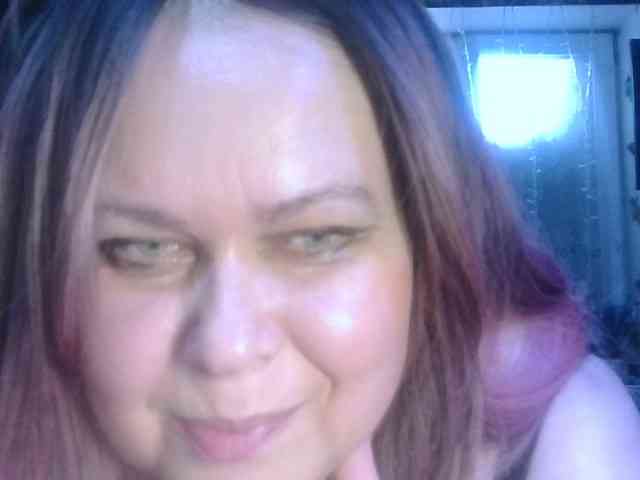 CharleeKendall webcam