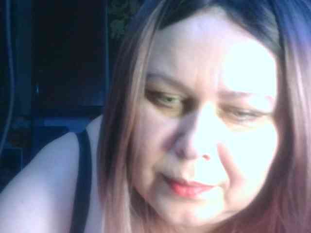 CharleeKendall webcam