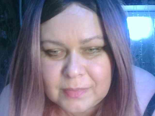 CharleeKendall webcam