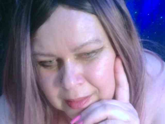 CharleeKendall webcam