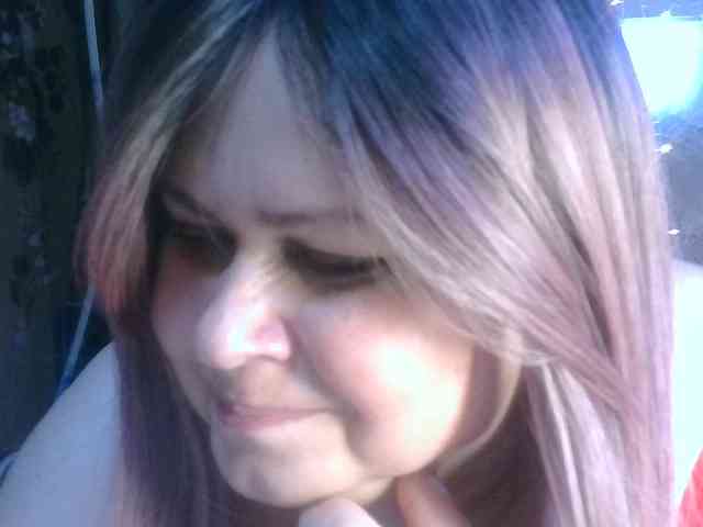 CharleeKendall webcam