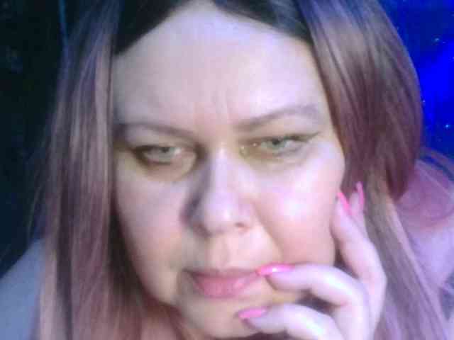 CharleeKendall webcam