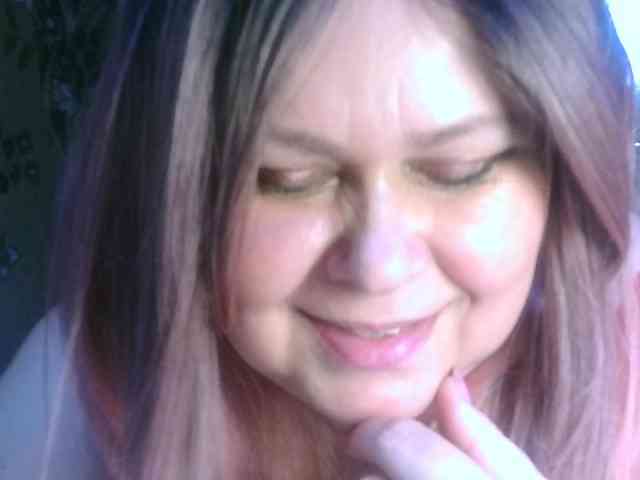 CharleeKendall webcam