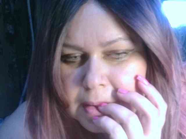 CharleeKendall webcam