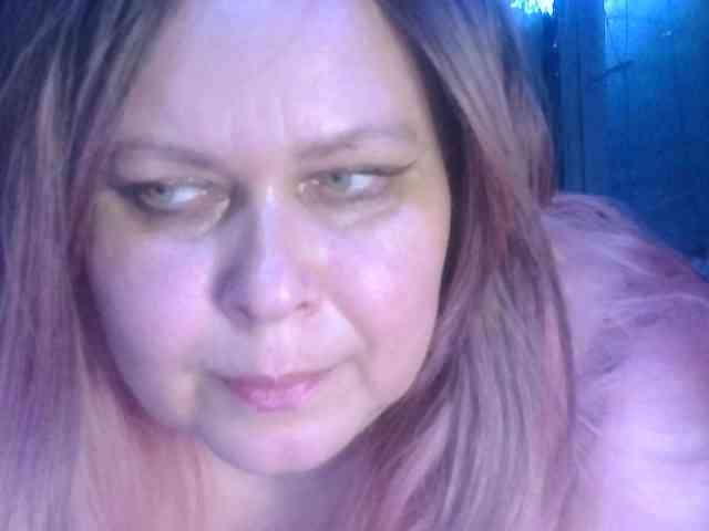 CharleeKendall webcam