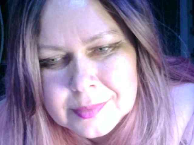 CharleeKendall webcam