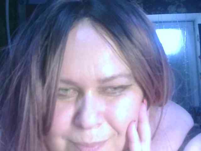 CharleeKendall webcam