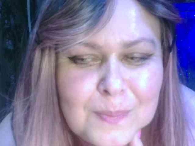 CharleeKendall webcam