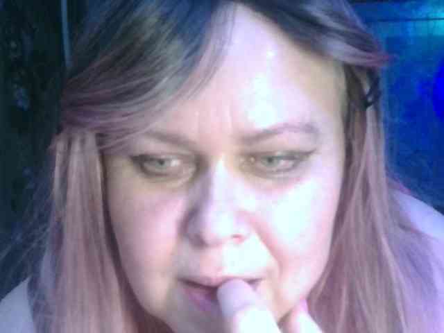 CharleeKendall webcam