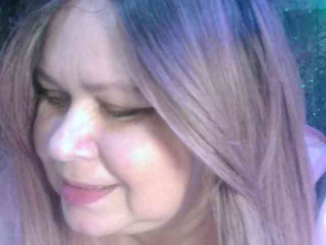 CharleeKendall webcam