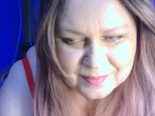 CharleeKendall webcam